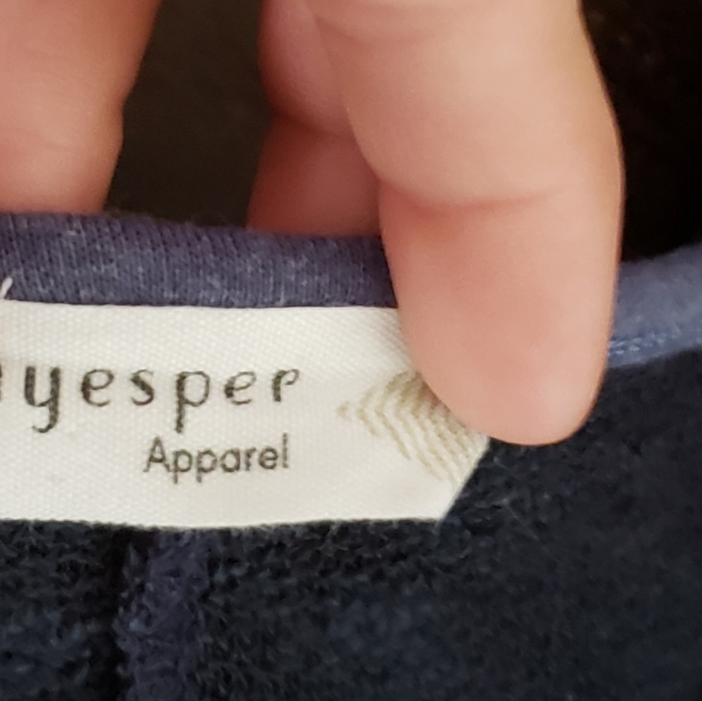 Sweater - Picture 3 of 3